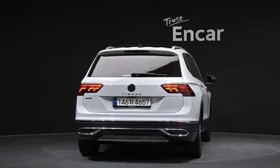 Volkswagen Tiguan 2023, 38846 км, за 20161.3 USD