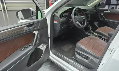 Volkswagen Tiguan 2023, 38846 км, за 20021.01 USD - фото 11