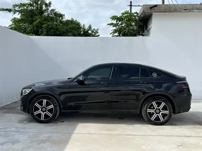 Mercedes-Benz GLC Coupe 2022, 60000 км, за 28875.78 USD