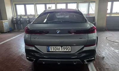 BMW X6 2025, 33323 км, за 64681.77 USD