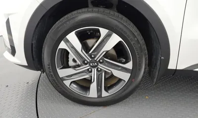 Kia Sorento 2021, 68176 км, за 21160.96 USD