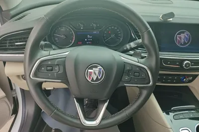 Buick Regal 2020, 56100 км, за 11068 USD - фото 13