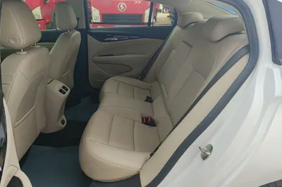 Buick Regal 2020, 56100 км, за 11068 USD - фото 20