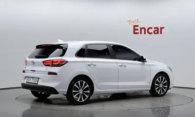 Hyundai i30 2018, 92102 км, за 6310.18 USD