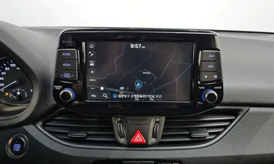 Hyundai i30 2018, 92102 км, за 6305.66 USD - фото 14