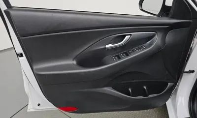 Hyundai i30 2018, 92102 км, за 6305.66 USD - фото 24