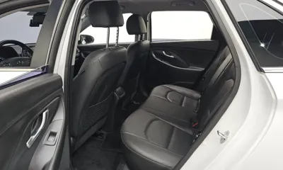 Hyundai i30 2018, 92102 км, за 6305.66 USD - фото 26