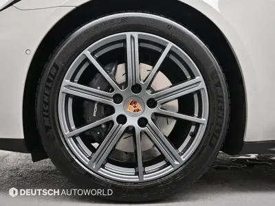 Porsche Panamera 2026, 272 км, за 126763.26 USD