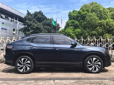 Volkswagen X 2023, 44000 км, за 15567.68 USD
