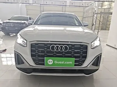 Audi Q2L 2022, 62200 км, за 15927.73 USD
