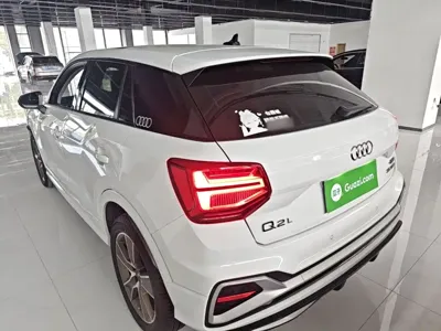 Audi Q2L 2022, 62200 км, за 15927.73 USD
