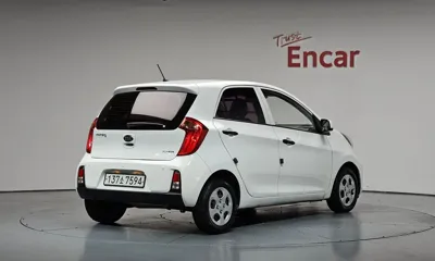 Kia Morning 2016, 66808 км, за 2535.27 USD