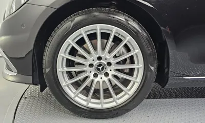 Mercedes-Benz E-Class 2022, 63931 км, за 24744.41 USD