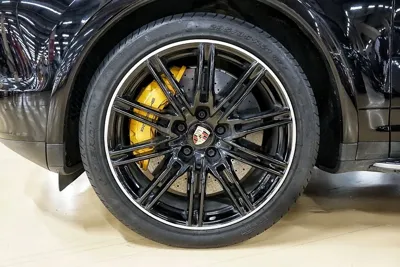 Porsche Cayenne 2014, 193589 км, за 19764.69 USD