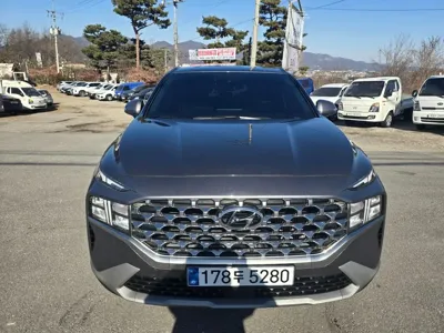 Hyundai Santafe 2023, 100013 км, за 16410.66 USD