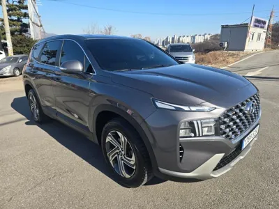 Hyundai Santafe 2023, 100013 км, за 16410.66 USD