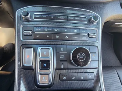 Hyundai Santafe 2023, 100013 км, за 16410.66 USD - фото 17