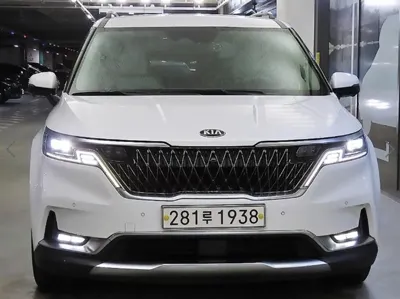 Kia Canival 2021, 456195 км, за 7509.52 USD
