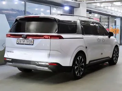 Kia Canival 2021, 456195 км, за 7509.52 USD