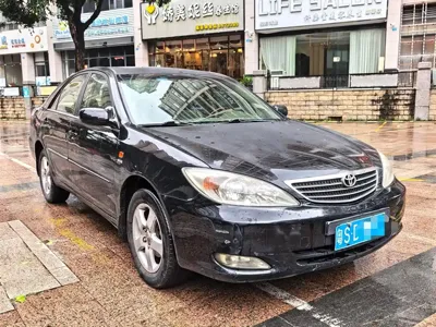 Toyota Camry 2004, 240000 км, за 2036.17 USD