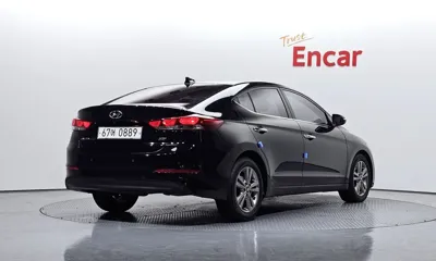 Hyundai Avante 2016, 126742 км, за 5252.72 USD