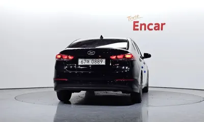 Hyundai Avante 2016, 126742 км, за 5252.72 USD