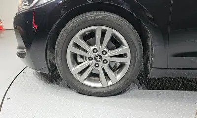 Hyundai Avante 2016, 126742 км, за 5252.72 USD