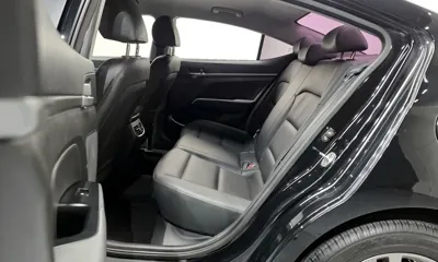 Hyundai Avante 2016, 126742 км, за 5252.72 USD - фото 12