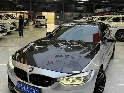 BMW M4 2017, 80000 км, за 35015.03 USD
