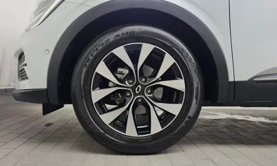 Renault-KoreaSamsung XM3 2023, 30776 км, за 13615.64 USD