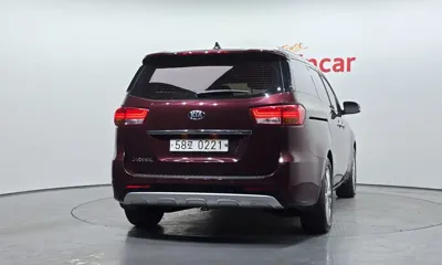 Kia Canival 2016, 117106 км, за 7201.85 USD