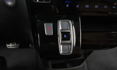 Hyundai Staria 2024, 27841 км, за 28586.3 USD - фото 9