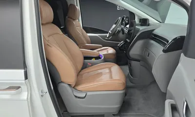 Hyundai Staria 2024, 27841 км, за 28586.3 USD - фото 11