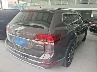 Volkswagen Teramont 2020, 79900 км, за 17667.04 USD - фото 7