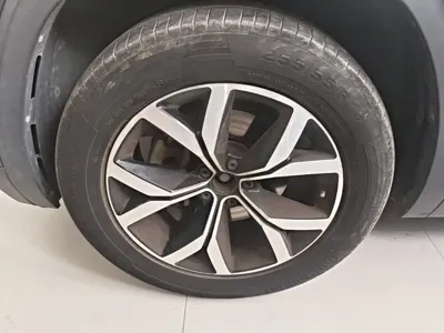 Volkswagen Teramont 2020, 79900 км, за 17667.04 USD - фото 23