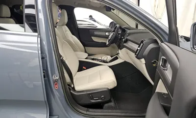 Volvo XC40 2023, 10823 км, за 24615.99 USD - фото 11