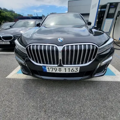 BMW 7-Series 2022, 73000 км, за 31600.37 USD