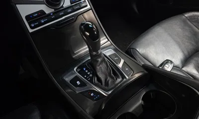 Hyundai Grandeur 2015, 106858 км, за 4857.56 USD - фото 9