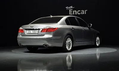 Hyundai Genesis 2008, 214361 км, за 2297.49 USD