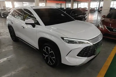 BYD Song L DM-i 2024, 27600 км, за 16541 USD