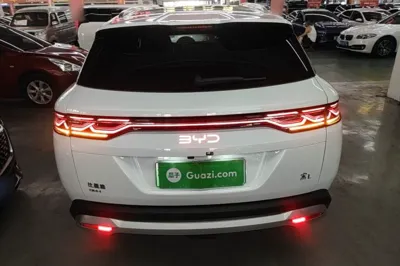 BYD Song L DM-i 2024, 27600 км, за 16541 USD