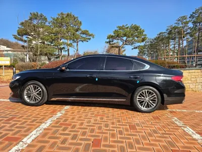 Hyundai Grandeur 2019, 78249 км, за 12034.88 USD