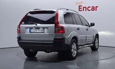 Volvo XC90 2004, 279115 км, за 3087.23 USD
