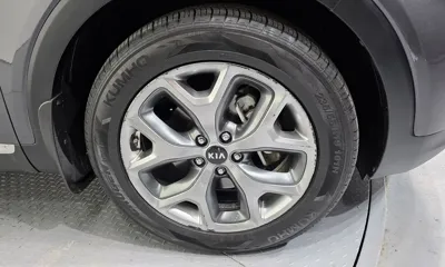 Kia Sorento 2016, 109570 км, за 9205.29 USD