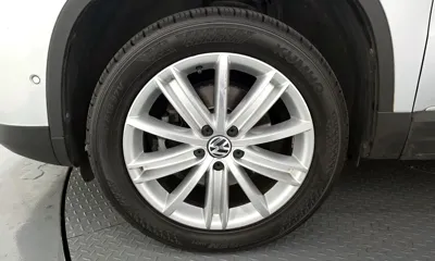 Volkswagen Tiguan 2013, 105690 км, за 4755.7 USD