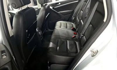 Volkswagen Tiguan 2013, 105690 км, за 4748.9 USD - фото 11