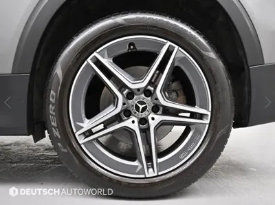 Mercedes-Benz GLB-Class 2022, 34075 км, за 24222.13 USD