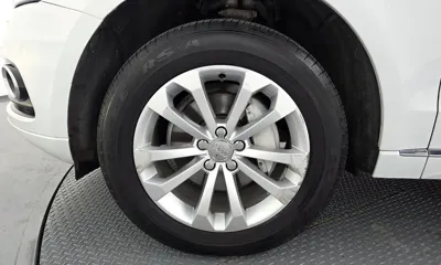 Audi Q5 2016, 116658 км, за 10437.18 USD