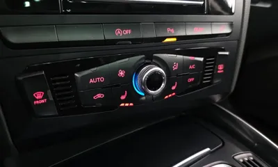 Audi Q5 2016, 116658 км, за 10437.18 USD - фото 16
