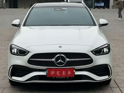 Mercedes-Benz C-Class 2023, 19000 км, за 21691.19 USD